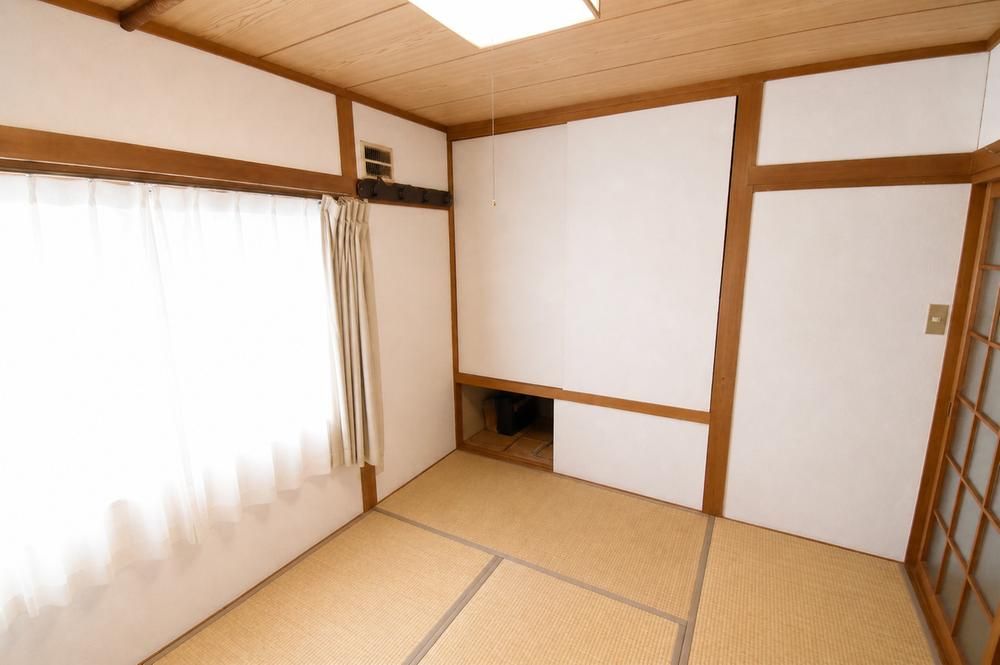 6LDK House for Sale in Sapporo's Momijidai Area, Hokkaido - Thumbnail 4