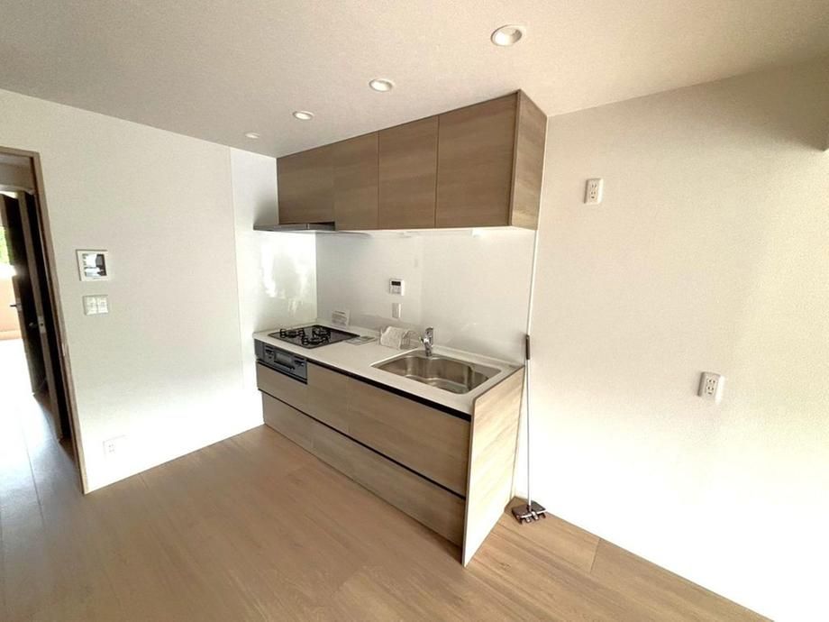Renovated 3LDK Apartment for Sale in Taihaku Ward, Sendai - Thumbnail 4