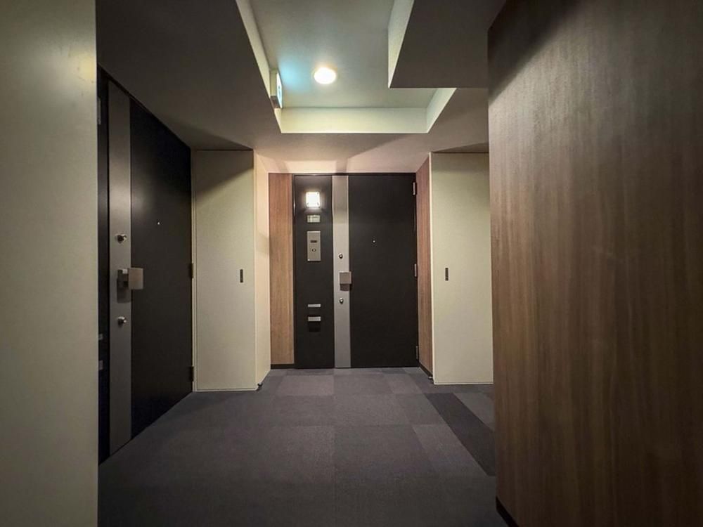 Brillia Grande Minato Mirai 3LDK 82m² Corner Unit for Sale - Thumbnail 3