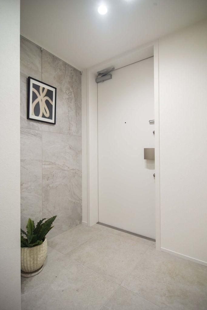 Brillia Grande Minato Mirai 3LDK 82m² Corner Unit for Sale - Thumbnail 4