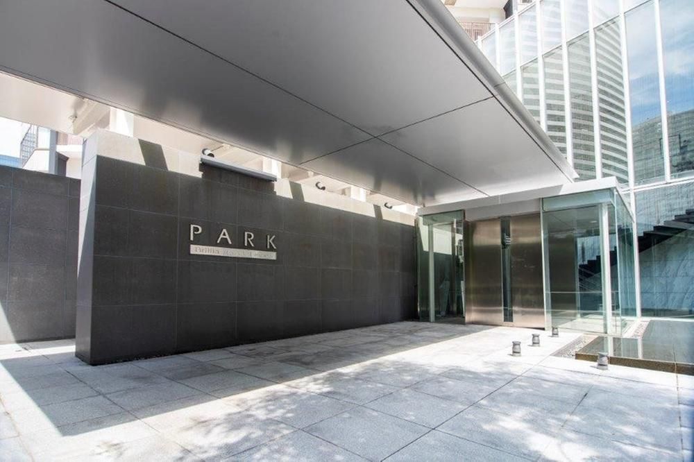 Brillia Grande Minato Mirai 3LDK 82m² Corner Unit for Sale - Thumbnail 2