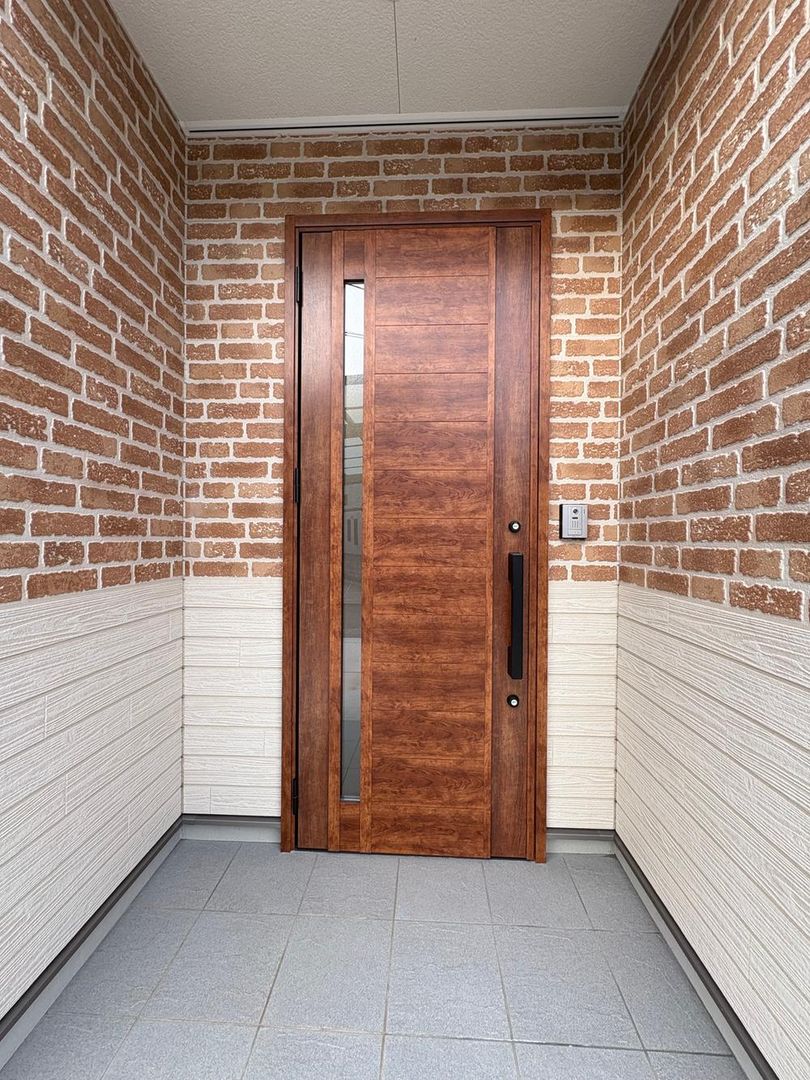 Modern 5LDK House for Sale in Naruto, Tokushima - Image 1