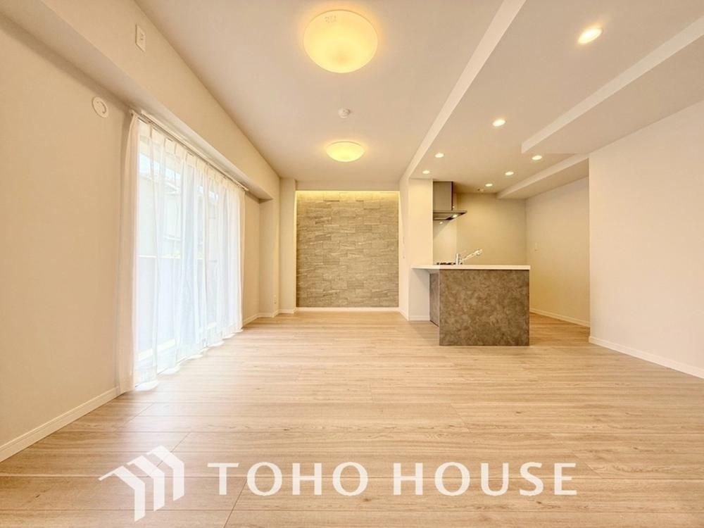 Renovated 3LDK Apartment Near Narashino Station, Funabashi - Thumbnail 2