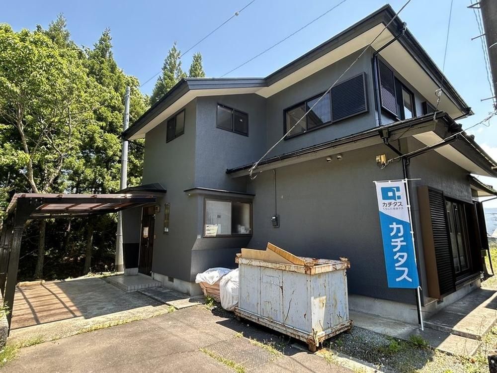 Renovated 4LDK Detached House in Gotemba, Shizuoka - Image 1