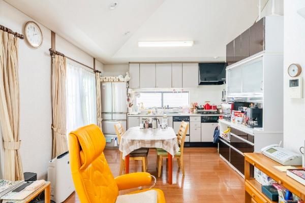 2LDK Detached House in Minami Ward, Yokohama Near Gumyoji Station - Thumbnail 3