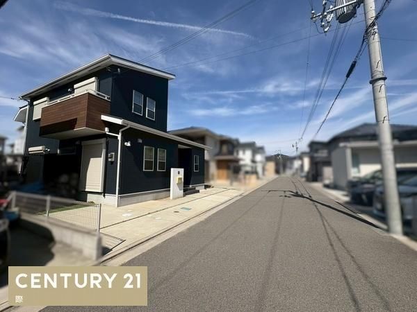 4LDK Modern House for Sale in Wakayama City - Thumbnail 3