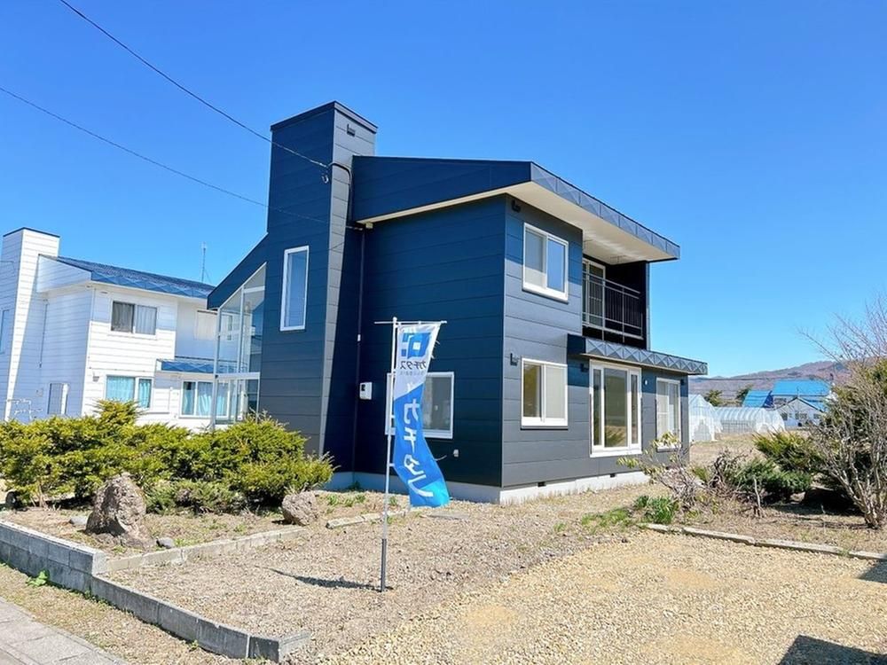 Renovated 3LDK House for Sale in Bibai, Hokkaido - Thumbnail 2