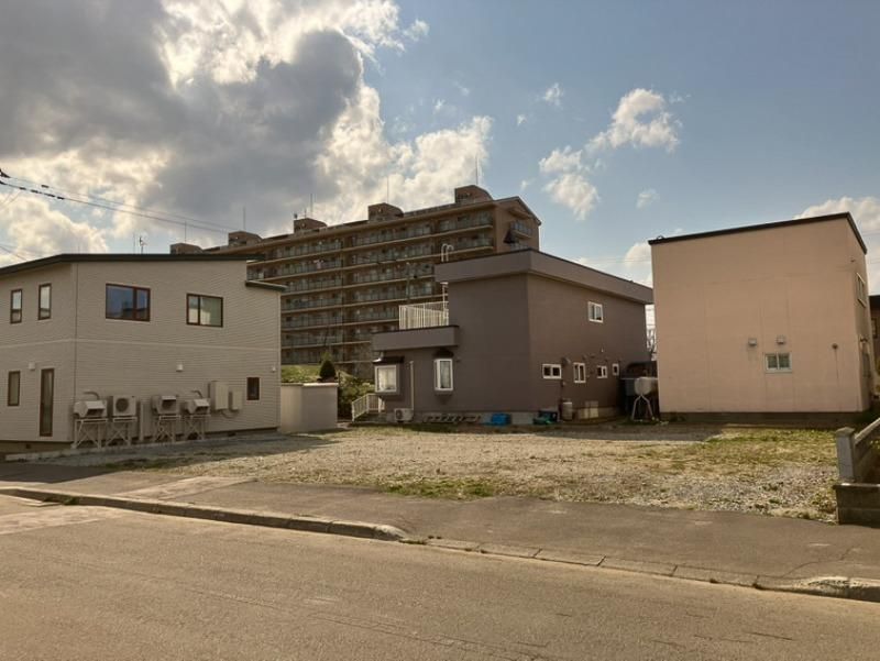 Building Land in Kita-ku, Sapporo Near Shin-Kawa Station - Thumbnail 4