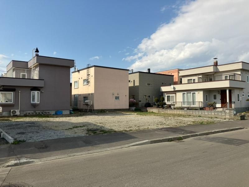Building Land in Kita-ku, Sapporo Near Shin-Kawa Station - Thumbnail 2