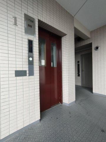 3LDK Apartment for Sale in Ichikawa, Chiba - 101.61m2 - Thumbnail 3