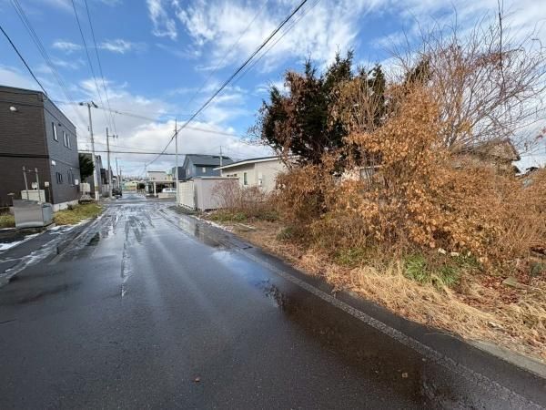 219 sqm Land for Sale in Eniwa City, Hokkaido - Thumbnail 3