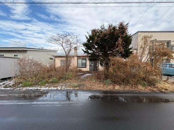219 sqm Land for Sale in Eniwa City, Hokkaido - Thumbnail 4