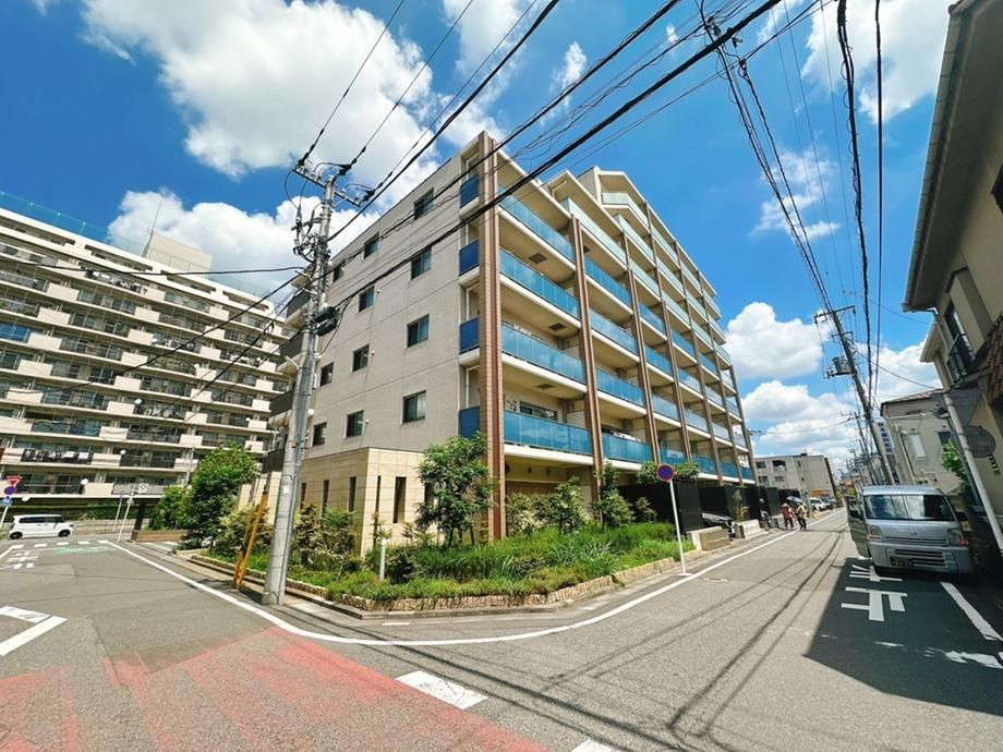 3LDK Apartment for Sale in Funabashi, Chiba - 75.8m² - Thumbnail 3