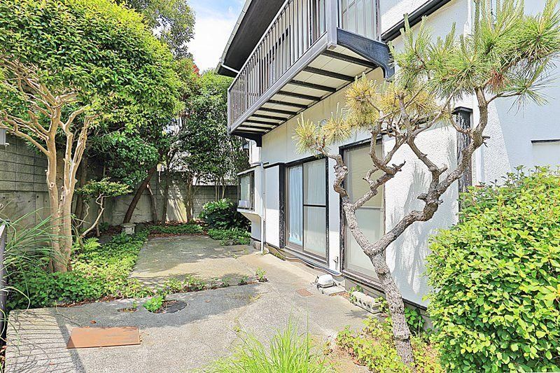 209 sqm Land for Sale in Hayama, Kanagawa - Thumbnail 3
