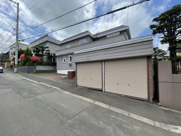 380m2 Land for Sale in Minami-ku, Sapporo - Thumbnail 3