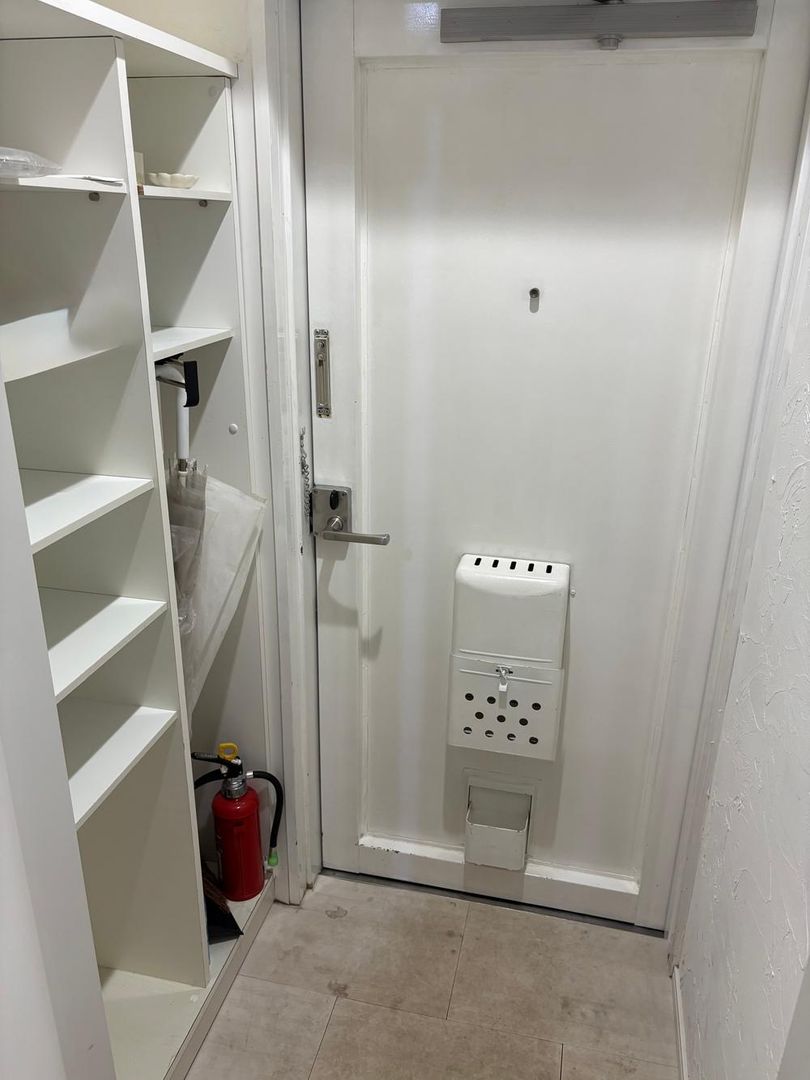 Renovated 1LDK Apartment in Toyohira-ku, Sapporo for 9.8 Million Yen - Thumbnail 2