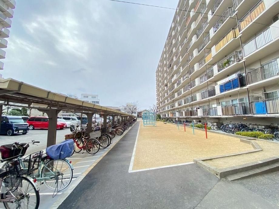 3DK Apartment for Sale in Higashiosaka, Osaka - 61.6m2 - Thumbnail 2
