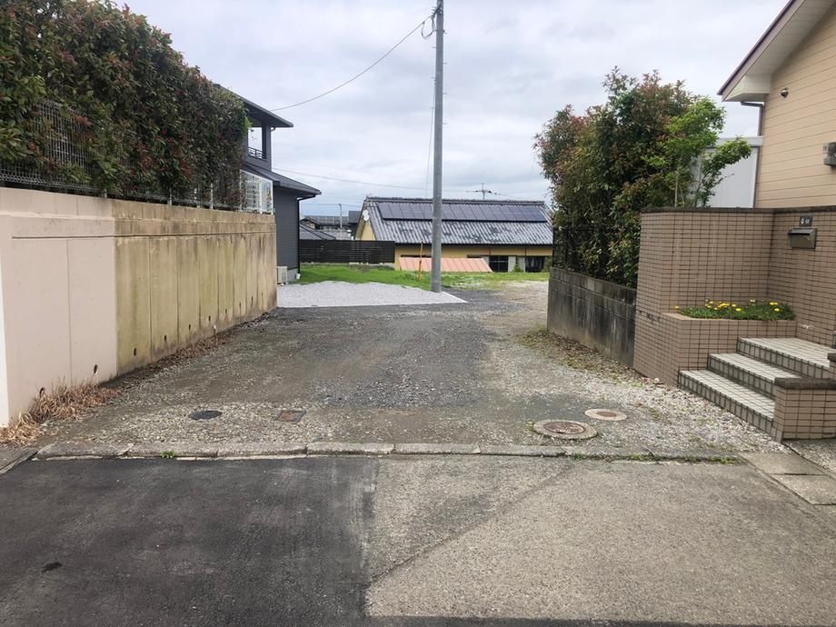 Land for Sale in Miyazaki City, 464 sqm Hilltop Plot - Thumbnail 2