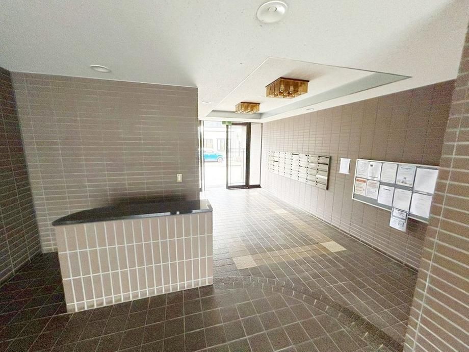 Renovated 2LDK Apartment for Sale in Taihaku-ku, Sendai - Thumbnail 3