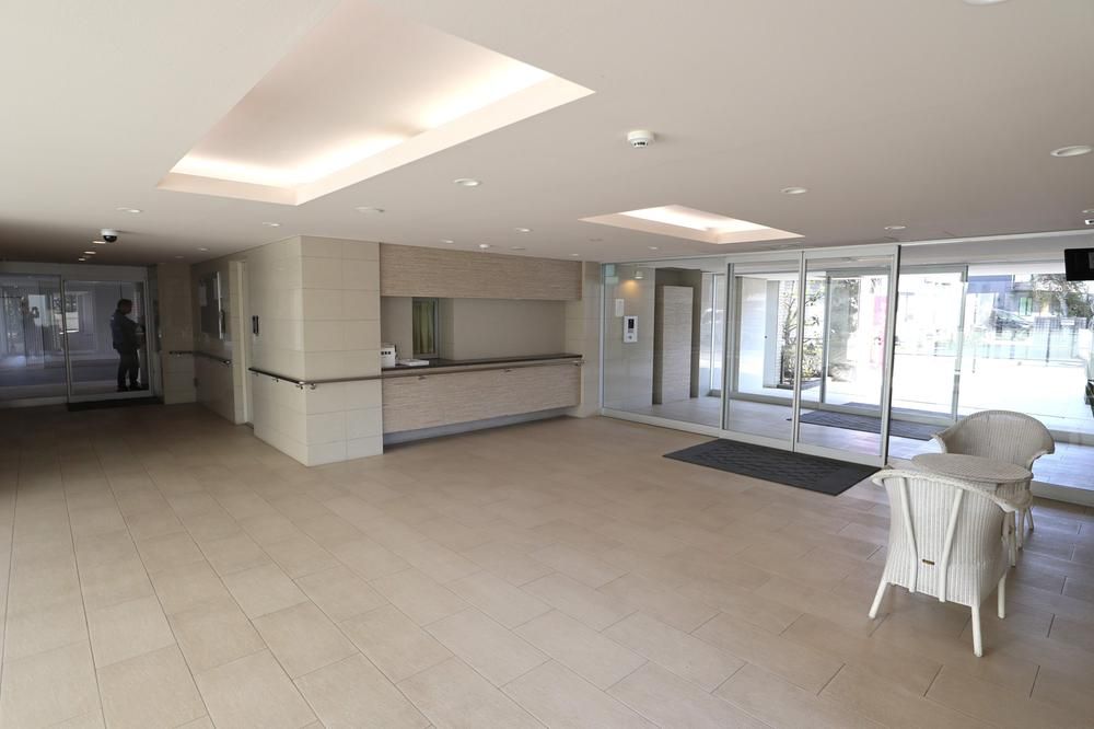 Brillia Kugenuma Sakuragaoka 3LDK Apartment for Sale in Fujisawa - Thumbnail 3