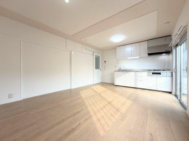 2LDK Apartment for Sale in Midori Ward, Yokohama - Thumbnail 3