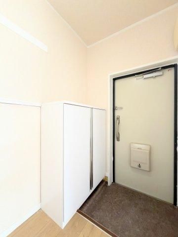 2LDK Apartment for Sale in Midori Ward, Yokohama - Thumbnail 2