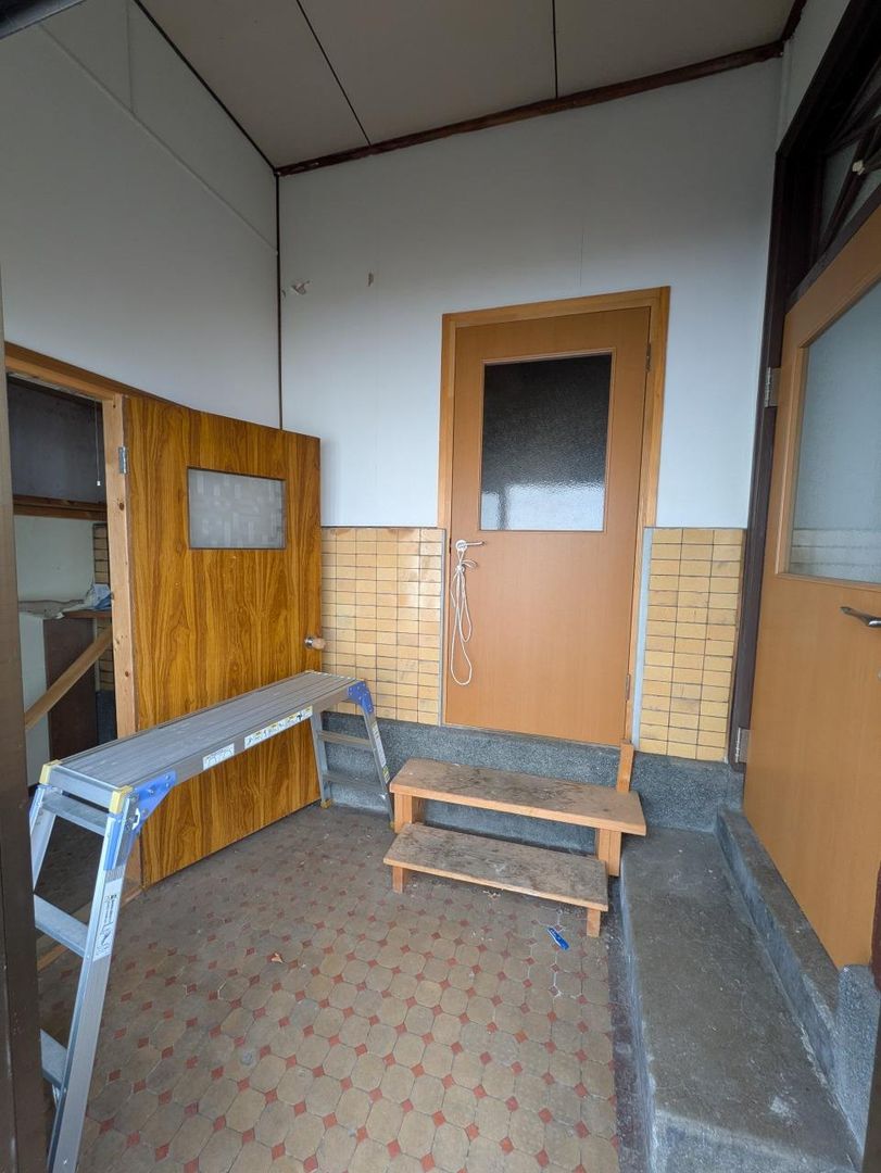 11LDK House in Central Otaru, Hokkaido for 11 Million Yen - Thumbnail 4