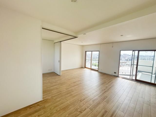 Renovated 3LDK Apartment in Kawasaki Near Miyamae-daira - Thumbnail 3