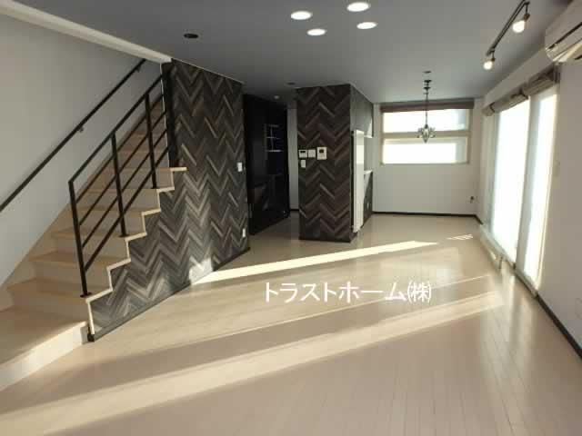 4LDK House on Corner Lot in Sapporo Higashi-ku, 33 million yen - Thumbnail 4