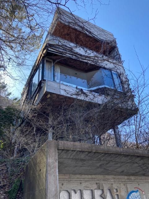 Spacious 4LDK+S Steel-Frame House in Hakodate with Panoramic Views - Image 1