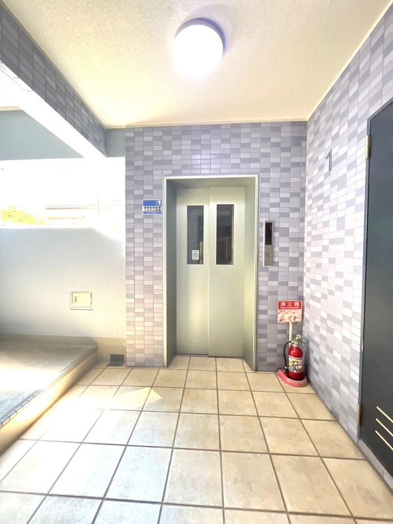 Renovated 3LDK Apartment in Kodaira, Tokyo - Thumbnail 4