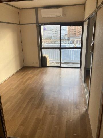 2LDK Apartment for Sale in Matsuyama, Ehime - 48.49m² - Thumbnail 3