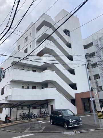 2LDK Apartment for Sale in Matsuyama, Ehime - 48.49m² - Thumbnail 2