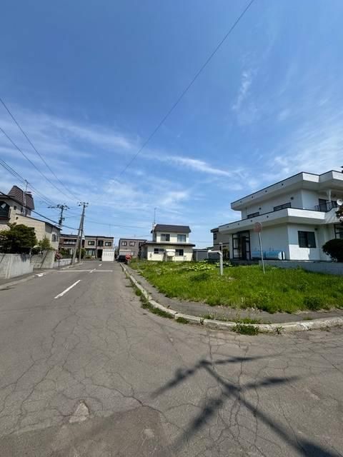 Land for Sale in Minami-ku, Sapporo - 183 sqm - Thumbnail 2
