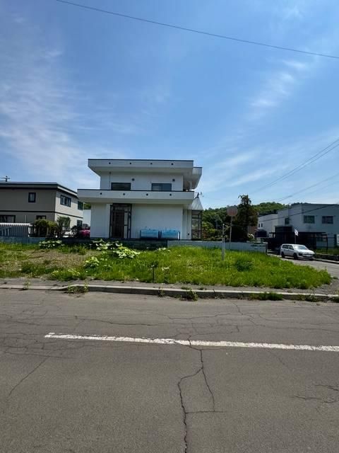 Land for Sale in Minami-ku, Sapporo - 183 sqm - Thumbnail 4
