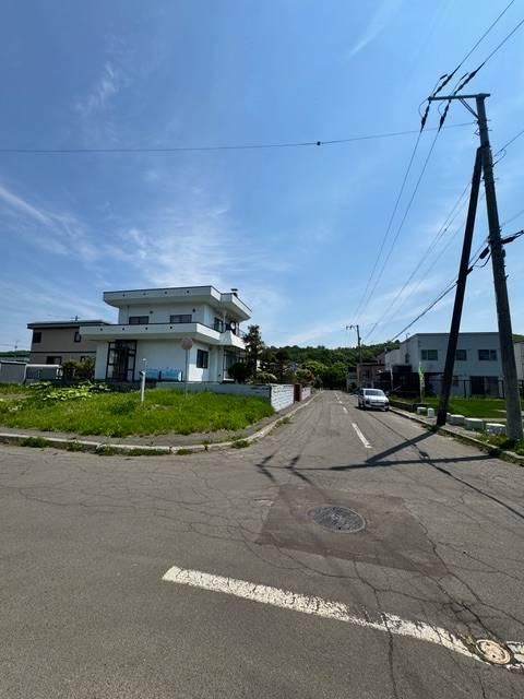 Land for Sale in Minami-ku, Sapporo - 183 sqm - Thumbnail 3