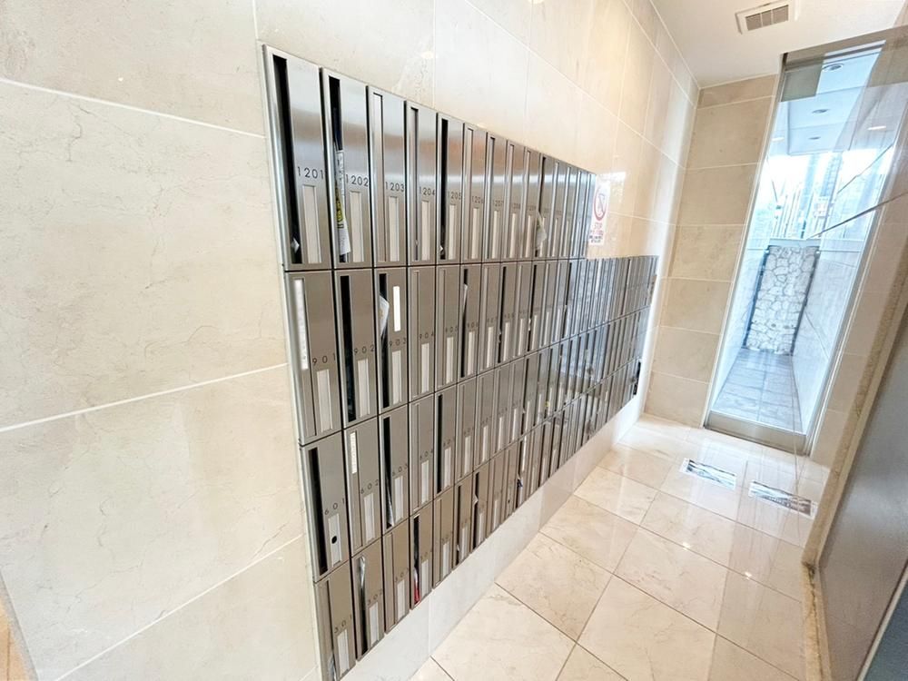 3LDK Apartment for Sale in Urasoe, Okinawa - 69.8m2 - Thumbnail 4