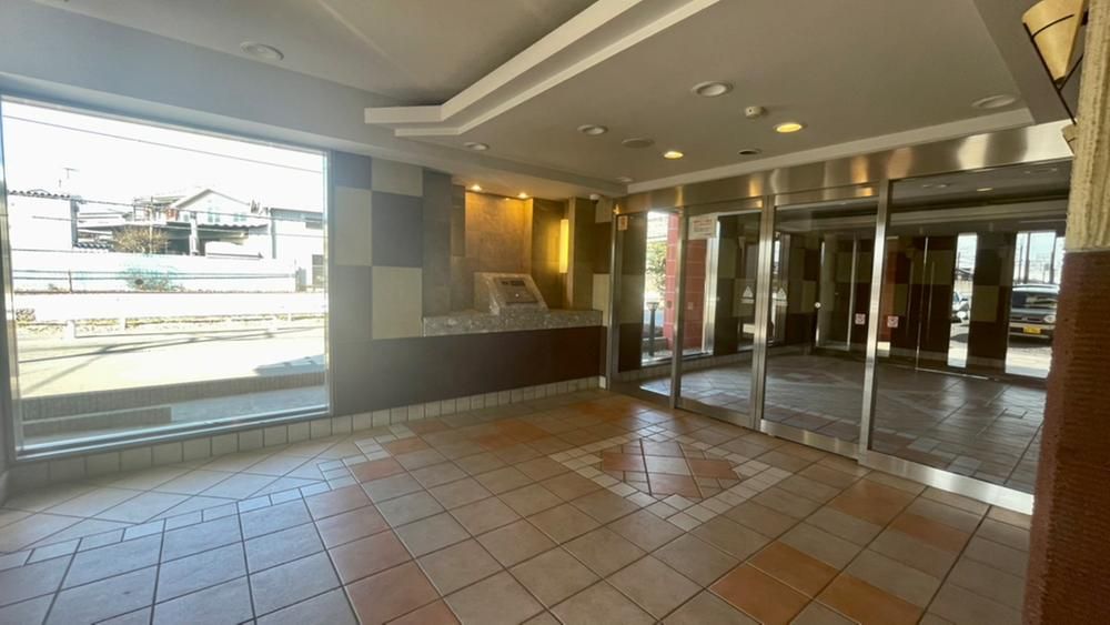 3LDK Apartment for Sale in Koga, Ibaraki - 13.49 Million Yen - Thumbnail 4