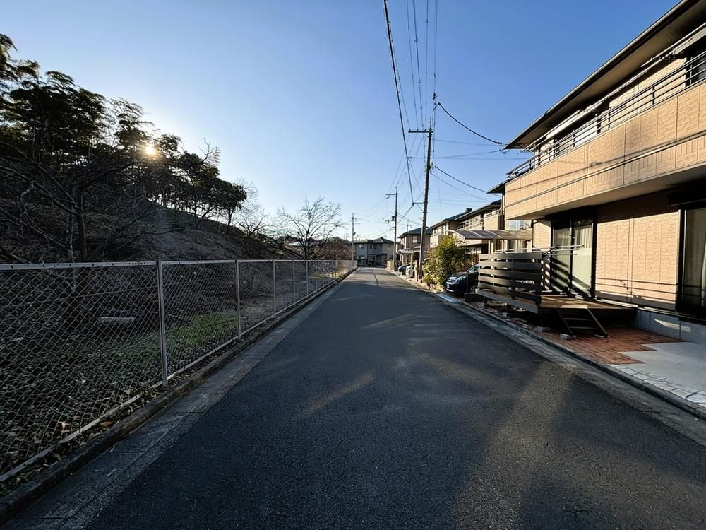 4LDK+2S House for Sale in Yawata, Kyoto - 105.99 sqm - Thumbnail 3