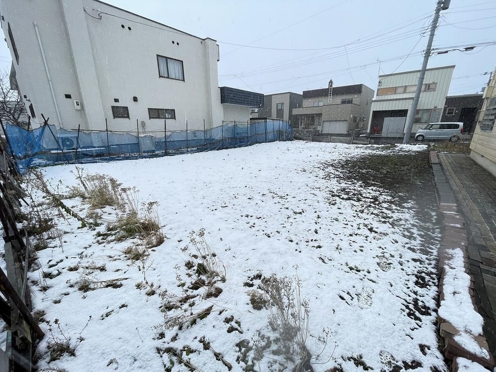 Vacant Residential Plot for Sale in Iwamizawa, Hokkaido - Thumbnail 3