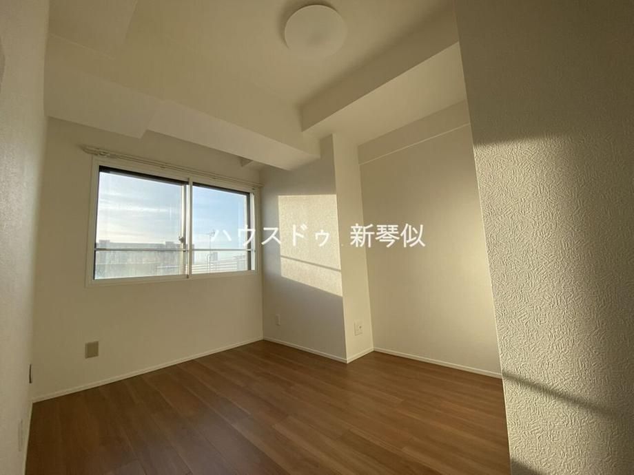 3LDK Apartment for Sale in Higashi-ku, Sapporo - 73.54m2 - Thumbnail 3