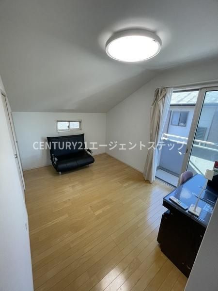 Modern 5LDK House for Sale in Otsuka, Miyazaki City - Thumbnail 3