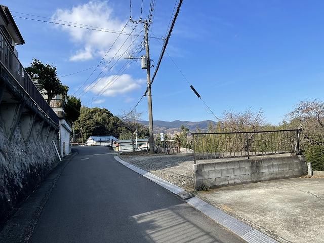 Ocean View Land for Sale in Manazuru, Kanagawa - 2,228 sqm - Thumbnail 2