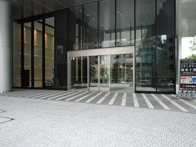 2LDK Apartment for Sale in Minato, Tokyo - 118.2m² - Thumbnail 3