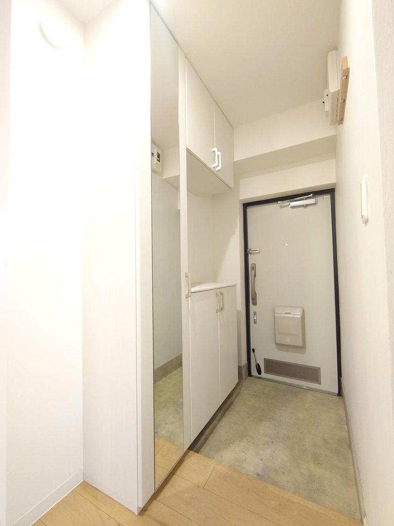 2LDK Apartment for Sale in Sakae Ward, Yokohama - Thumbnail 4