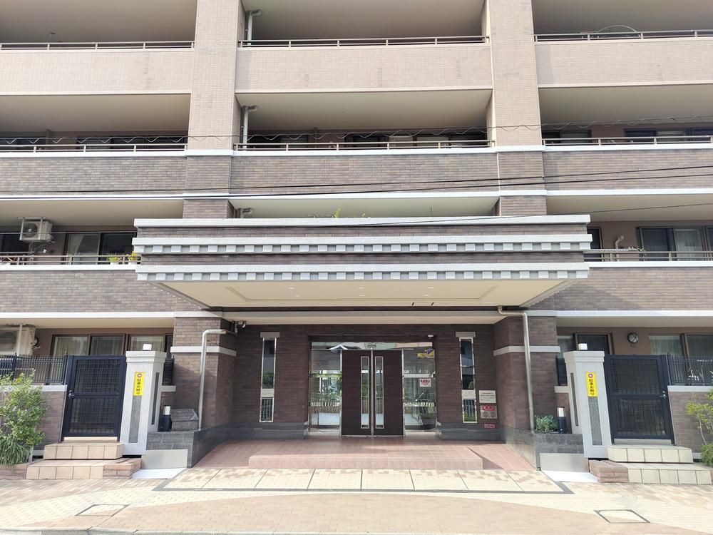 3LDK Apartment for Sale in Miyagino-ku, Sendai - Thumbnail 2