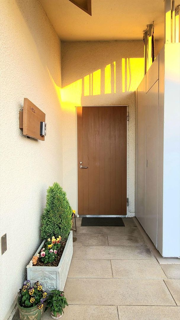 3LDK Ocean View Apartment for Sale in Hiratsuka, Kanagawa - Thumbnail 2