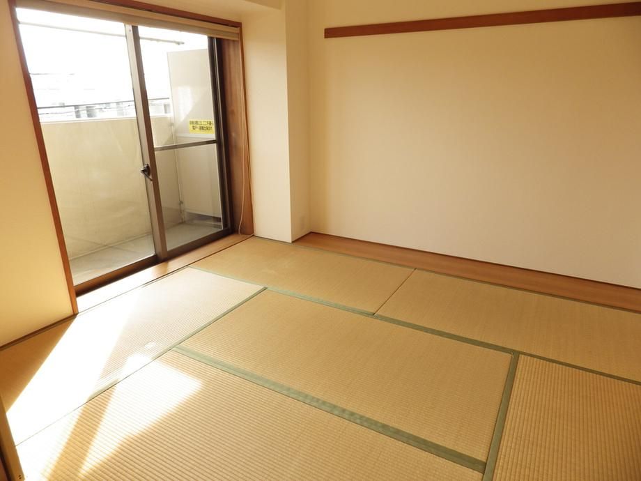 Cosmo Miyamaedaira 3LDK Apartment for Sale in Kawasaki - Thumbnail 4