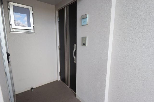 3LDK Apartment for Sale in Naha, Okinawa - 61m² - Thumbnail 3