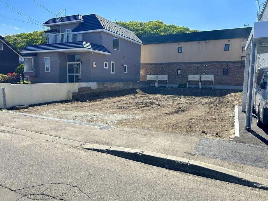Land for Sale in Minami-ku, Sapporo - 197 sqm - Thumbnail 3